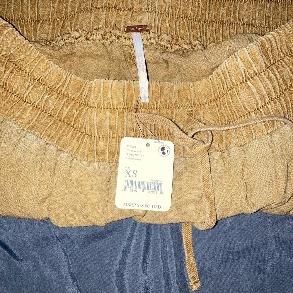 COPY - NWT Free People Need to Escape Bermuda shorts size XS, oversized - Picture 5 of 7